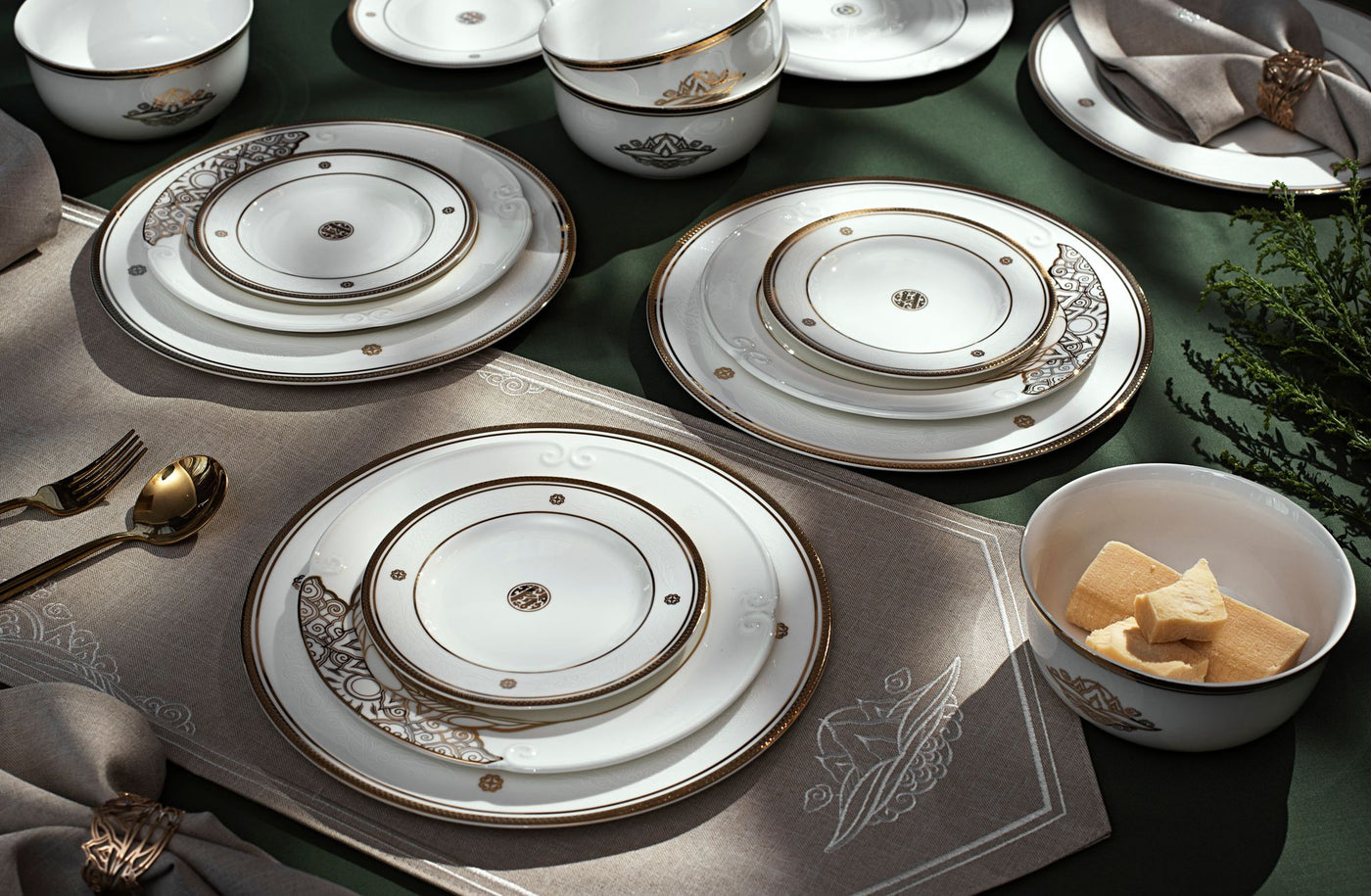 "TAL NUTAG" Luxury Dinnerware Set of 6