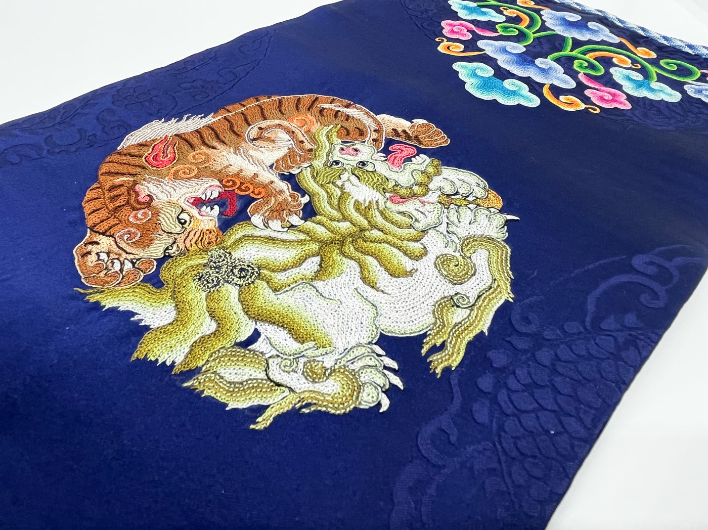 Mongolian Traditional Snuff Bottle Bag, Lion and Tiger